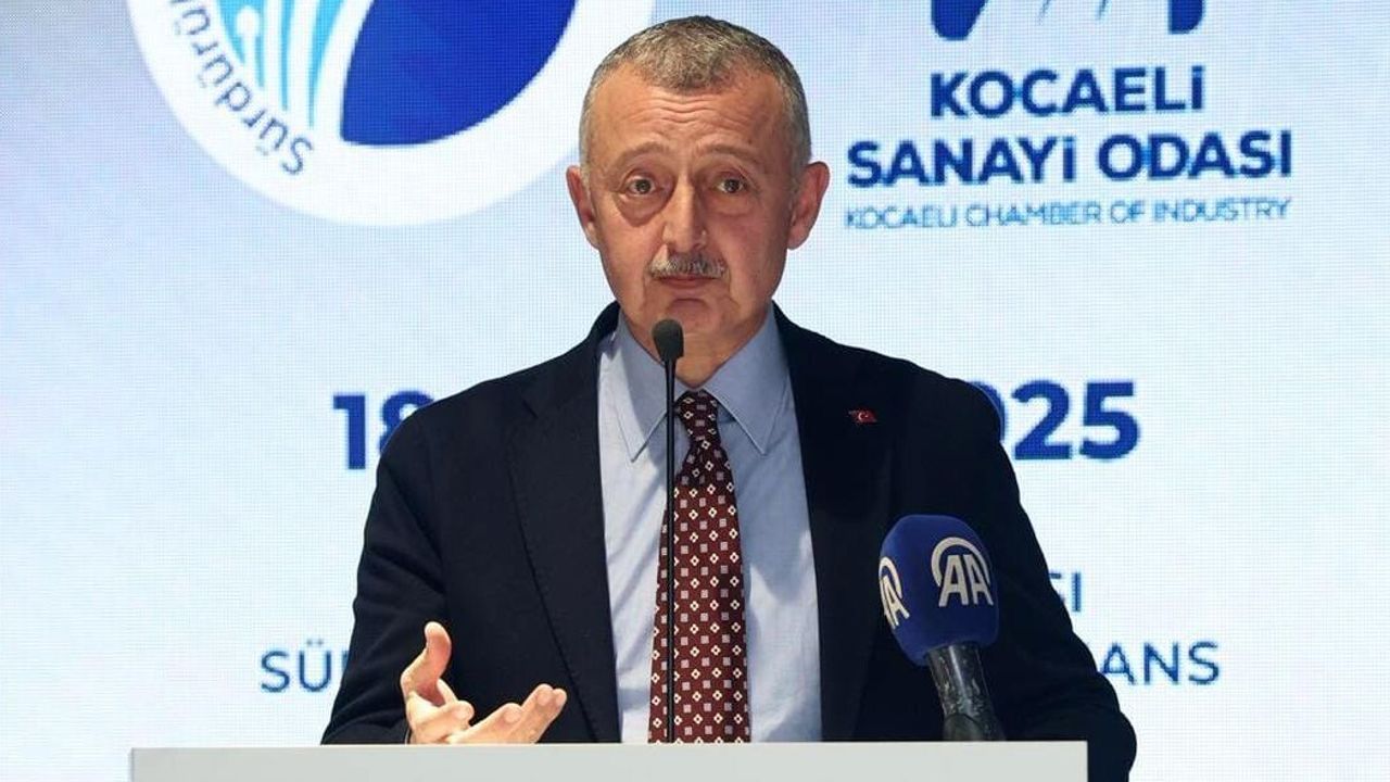Büyükakın: 'Kocaelispor için ayda 1000 dolar verecek 1000 firma yok mu?'