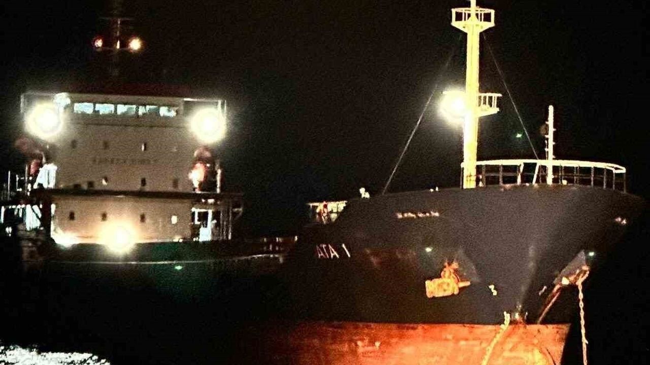 Çanakkale Boğazı'nda 'ATA1' gemisinde makine arızası