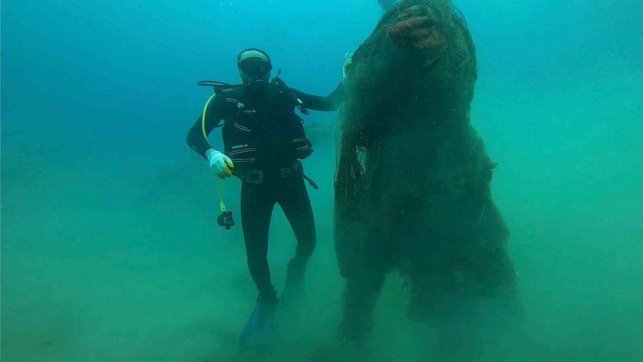 Çanakkale’de 9 yılda 34 bin 620 metrekare hayalet ağ çıkarıldı