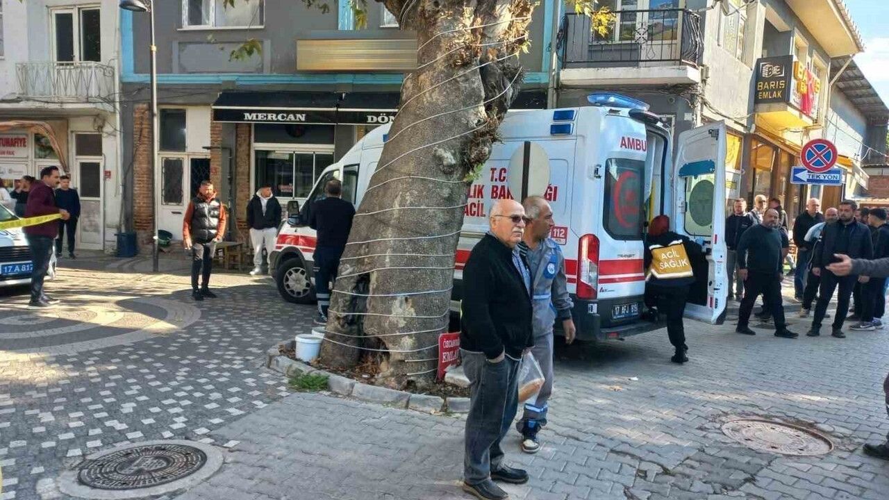 Çanakkale'de boşandığı eski eşini av tüfeğiyle öldürdü