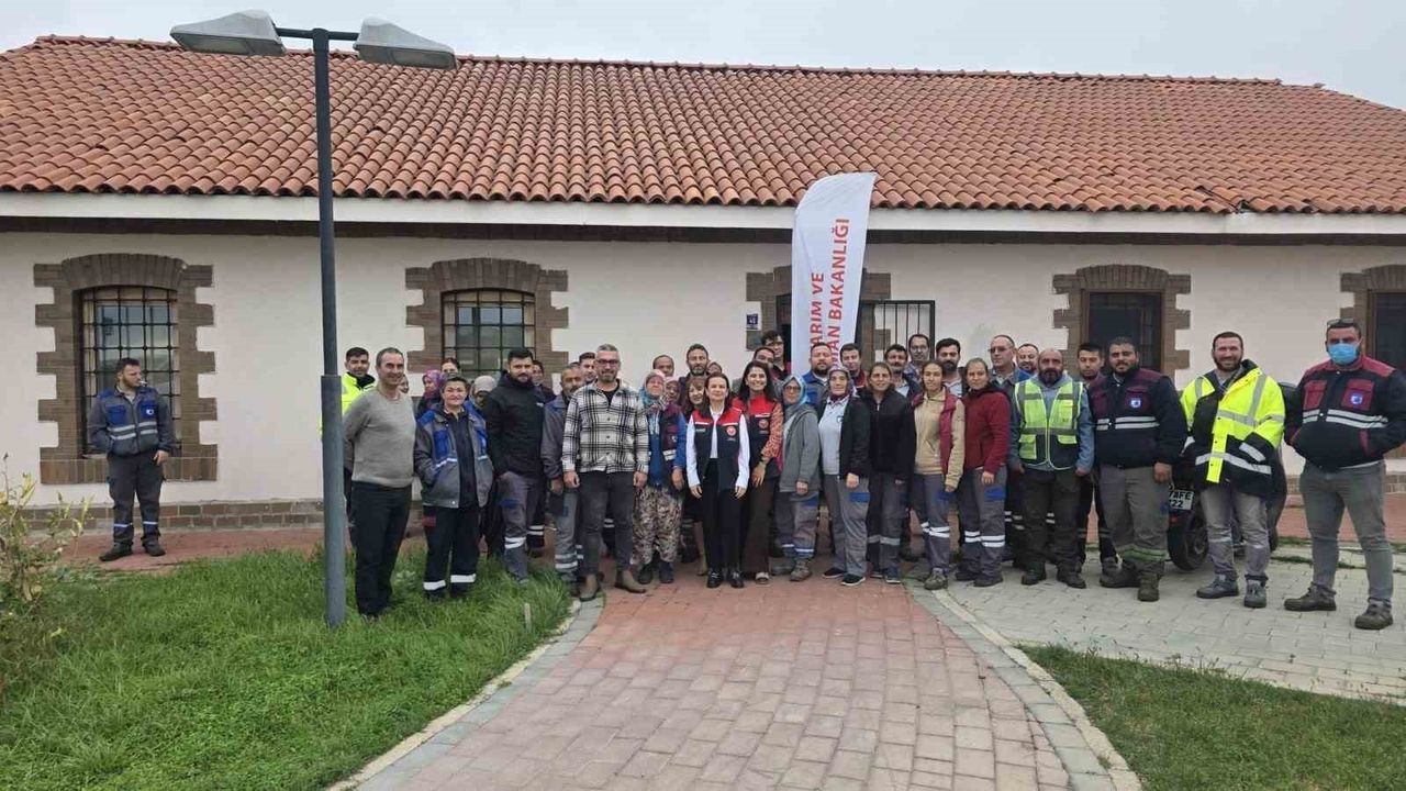 Çanakkale’de Kahverengi Kokarca’ya karşı 4 bin samuray arısı ile biyolojik mücadele