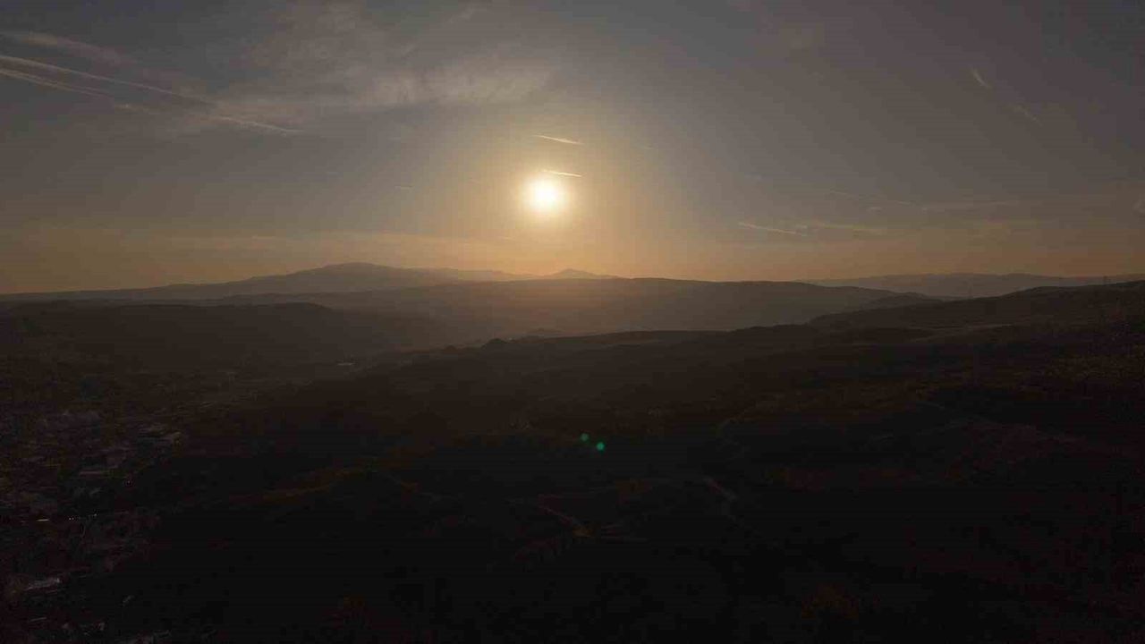 Çankırı'da Kartpostallık Gün Batımı Manzarası