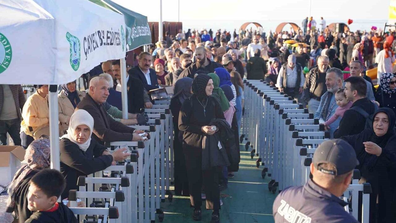 Çayeli Hamsi Festivali üçüncü kez coşkuyla geri döndü