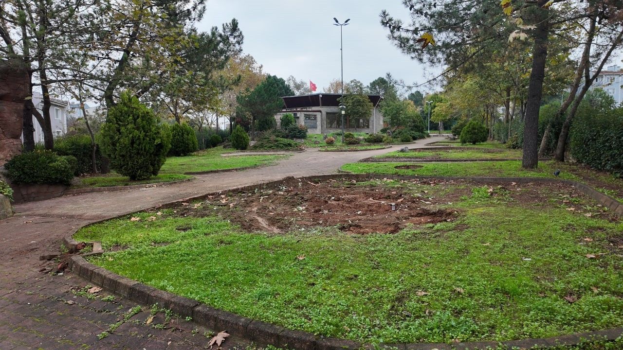 Çayırova'daki Parklar Yenileniyor