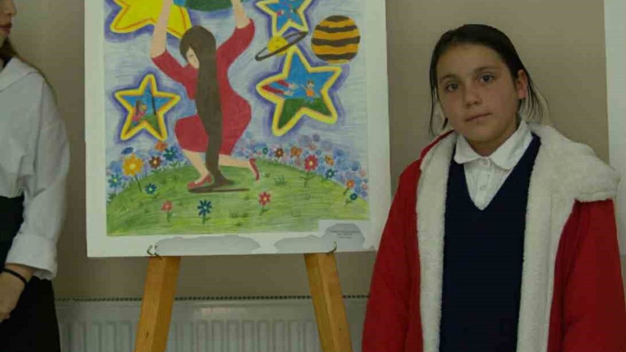 Çıldırlı öğrenci Melis Akkoç 'Ailede Kadın' resim yarışmasında Ardahan birincisi