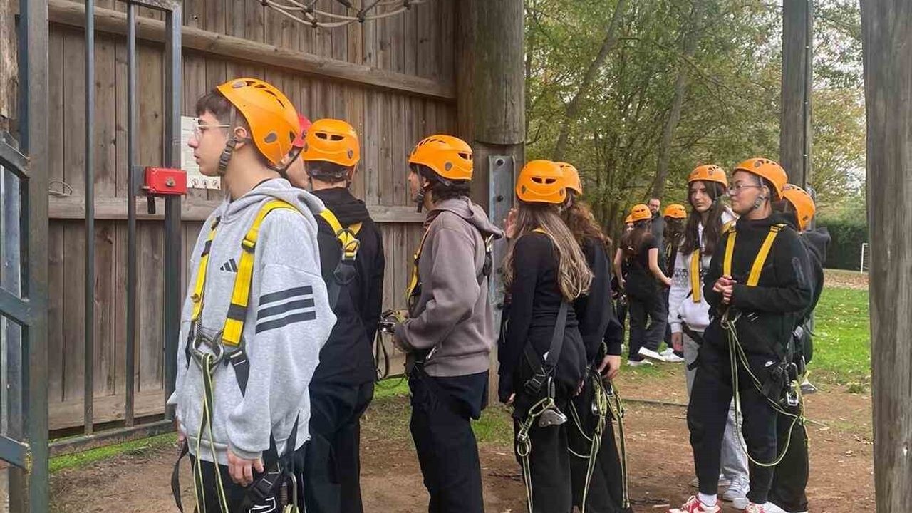 Çocuklar Yenikent Macera Park’ta Keşfediyor ve Gelişiyor