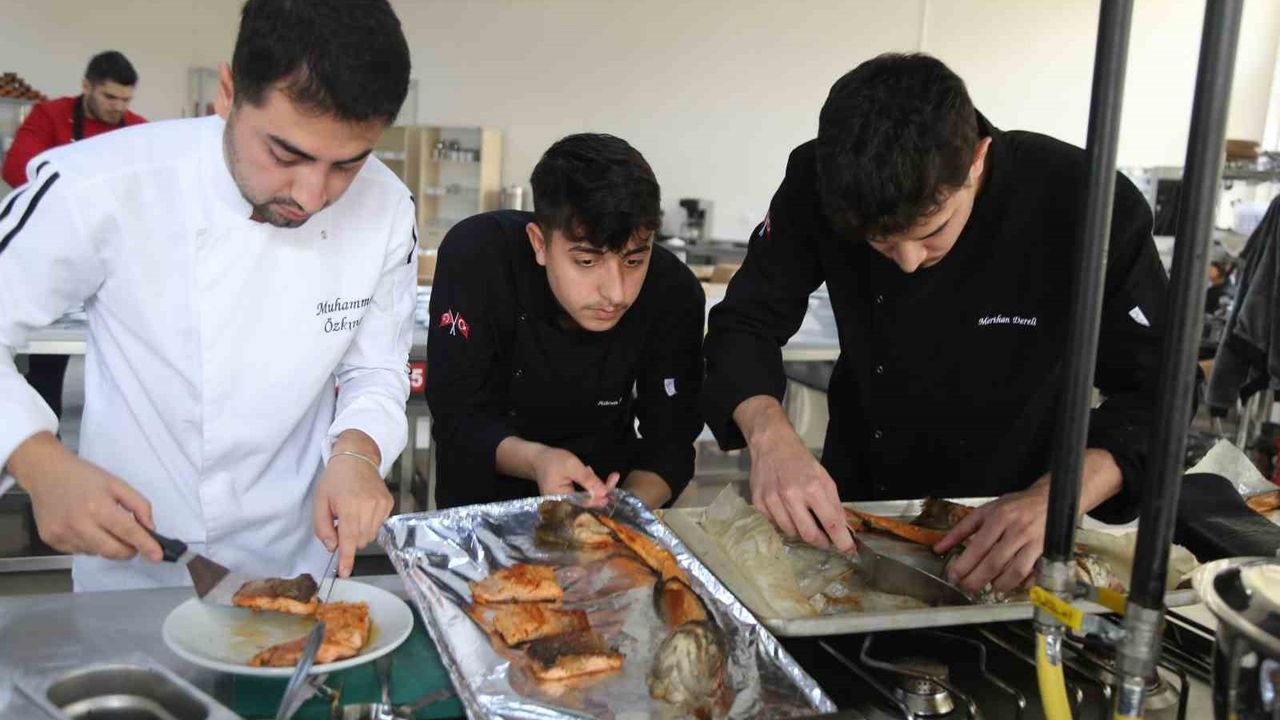 Çoruh’un İncisi: Genç Şefler Artvin Somonuyla Yarıştı
