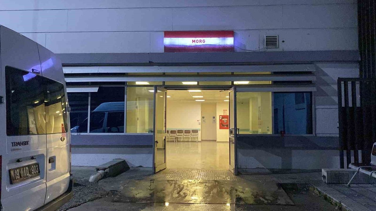 Çorum Oğuzlar'da bıçaklı kavga: Baba ve oğlu hayatını kaybetti