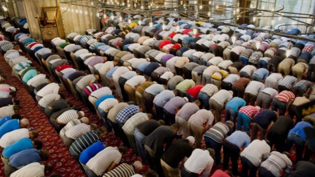 Cuma Namazına Gidecekler Dikkat! Diyanet 21 Kasım 2025 Cuma Hutbesini Açıkladı