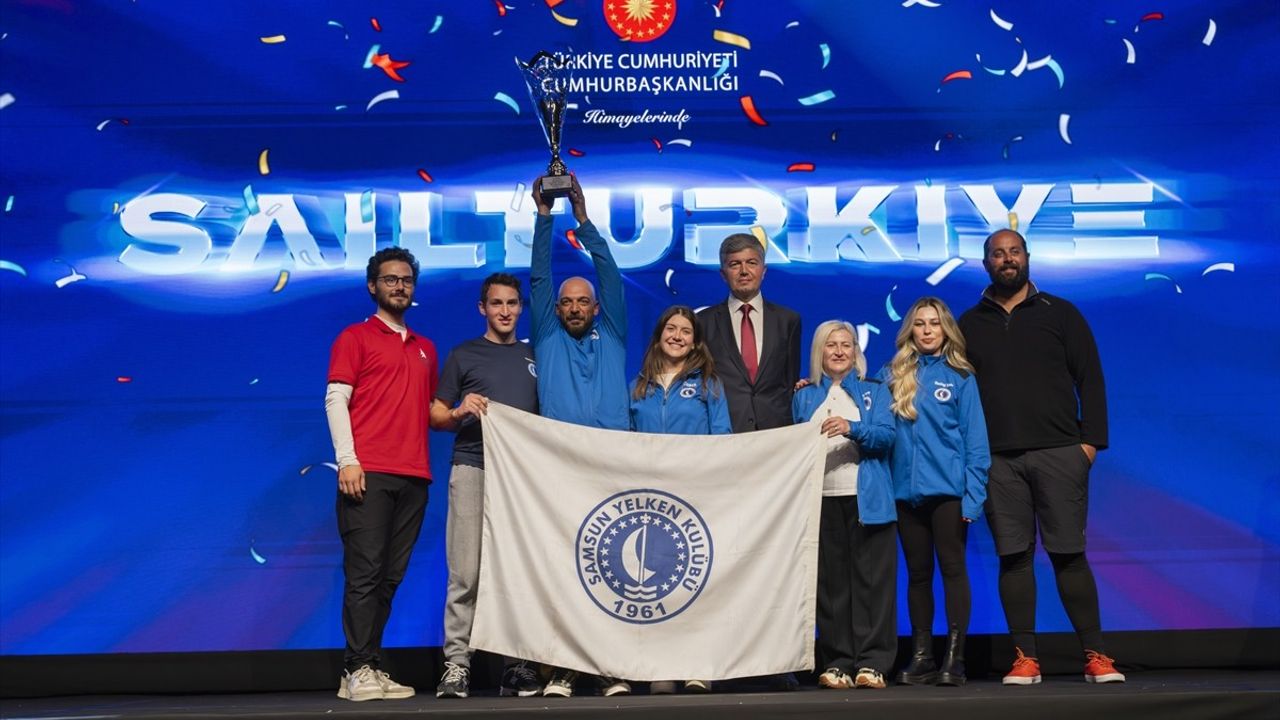 Cumhurbaşkanlığı 6. Uluslararası Yat Yarışları'nda Ödül Töreni Gerçekleşti