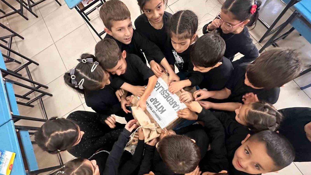 Demirkent TOKİ ile Çayırlı 29 Ekim arasında Kitap Kardeşliği