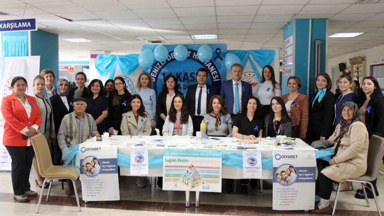 Denizli'de Diyabet Farkındalığı: Mavi Balonlar Gökyüzüne Bırakıldı
