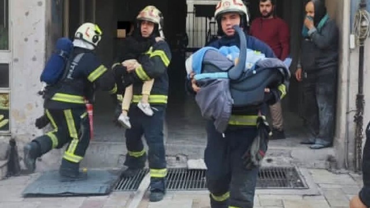 Denizli’de iş hanında çıkan yangında 17’si çocuk 21 kişi tahliye edildi