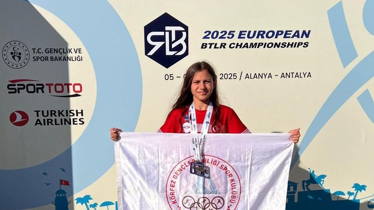 Deva Çakır Avrupa üçüncüsü oldu — Türkiye U11 Kız Milli Takımı şampiyon