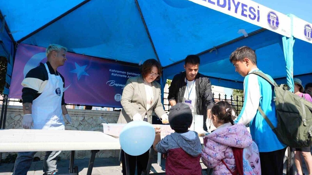 Didim'de Gürcistan'daki C-130 Kazasında Şehitler İçin Lokma Hayrı Düzenlendi