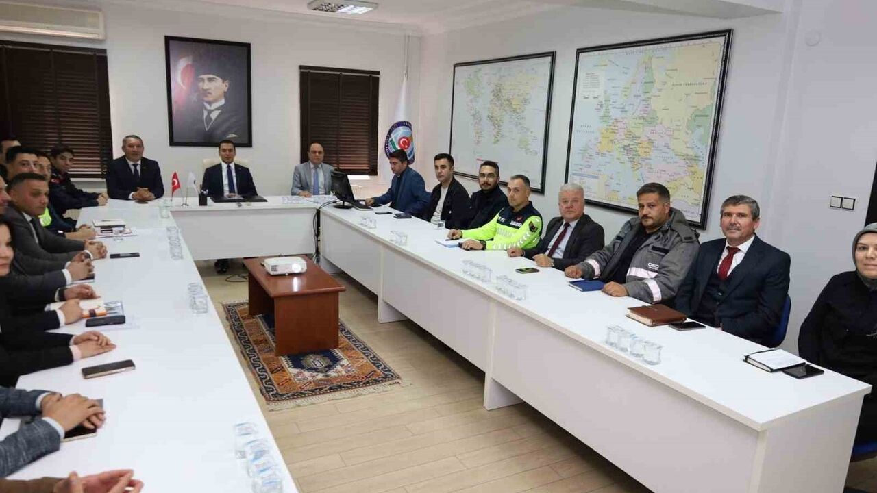 Dinar'da kış tedbirleri ele alındı