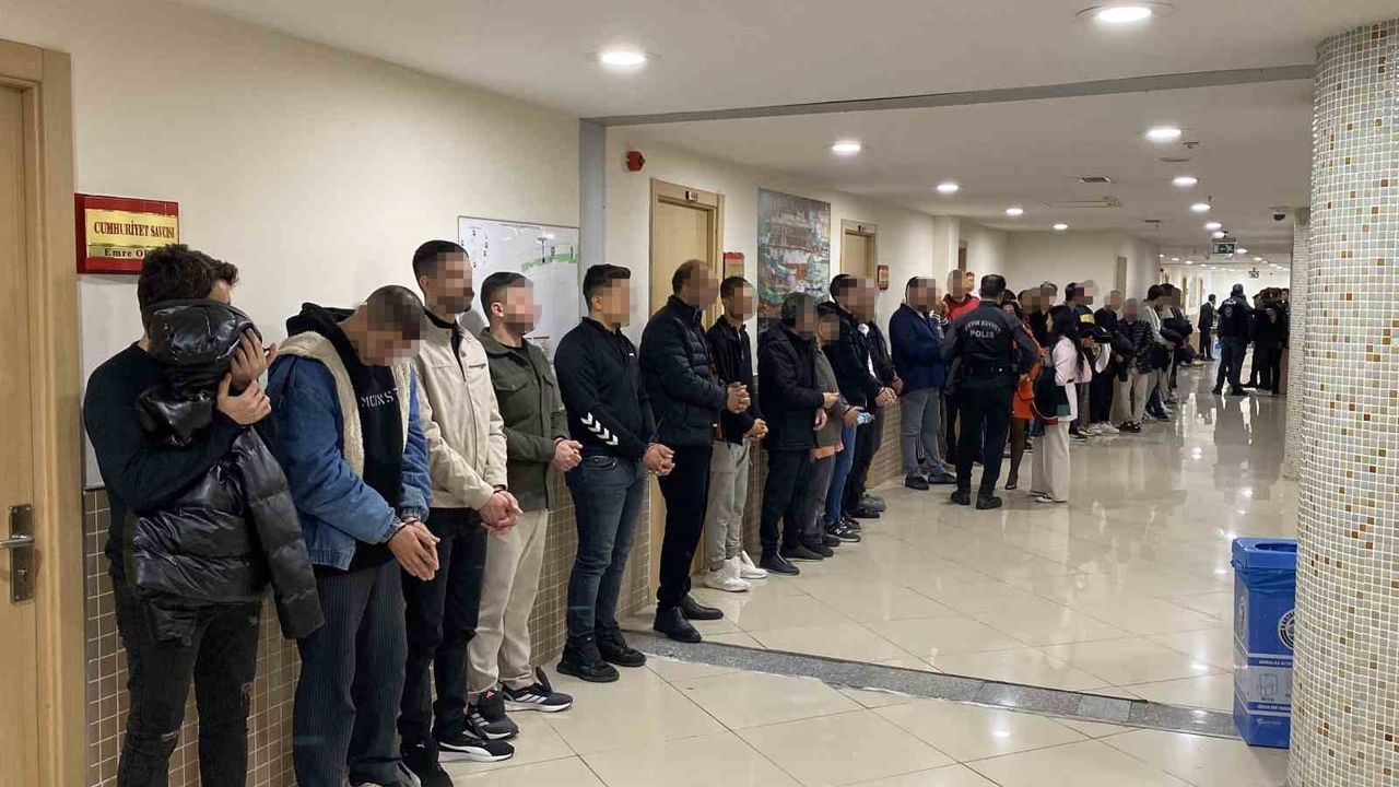 Dini duyguları istismar eden dolandırıcılıkta 55 şüpheli hakimliğe sevk edildi