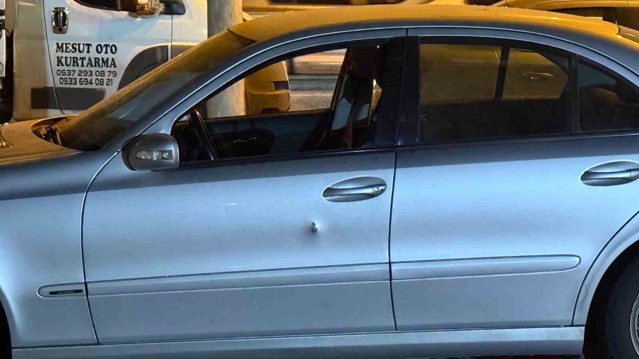 Diyarbakır'da aracına binerken silahlı saldırı: 1 ölü