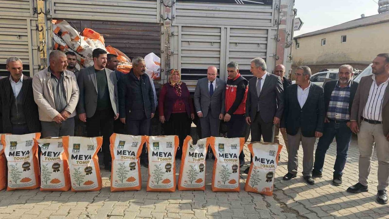 Diyarbakır'da Çiftçilere 55 Ton Mercimek Tohumu Dağıtıldı