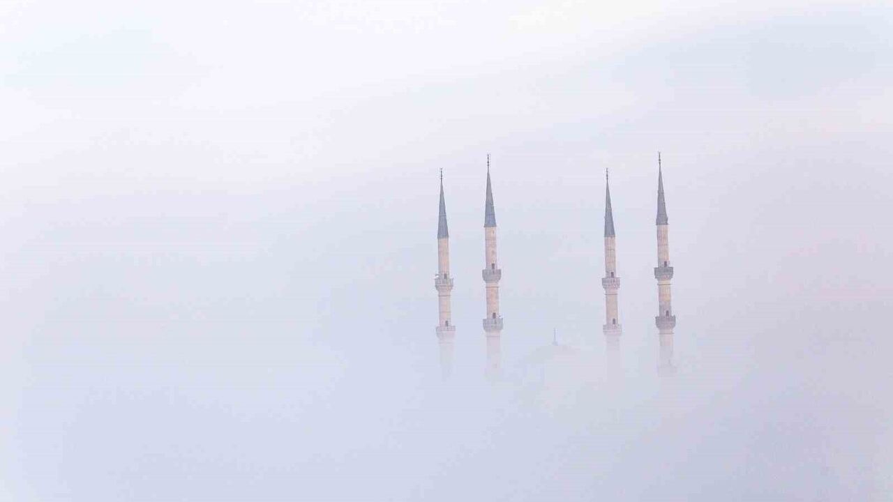 Diyarbakır’da Sisle Örülen Minareler: Hevsel Vadisi’nden Yaklaşık 5 Yıllık Görsel Arşiv