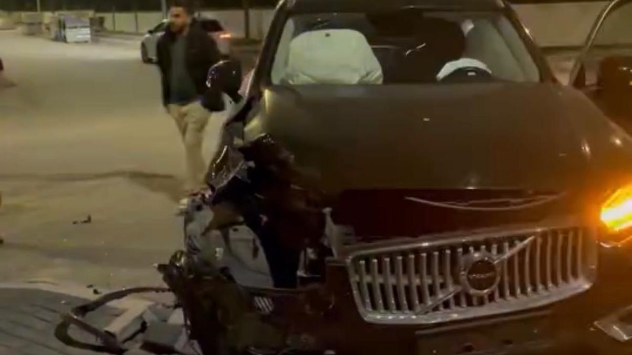 Diyarbakır'da üç ayrı kazada 4 kişi yaralandı