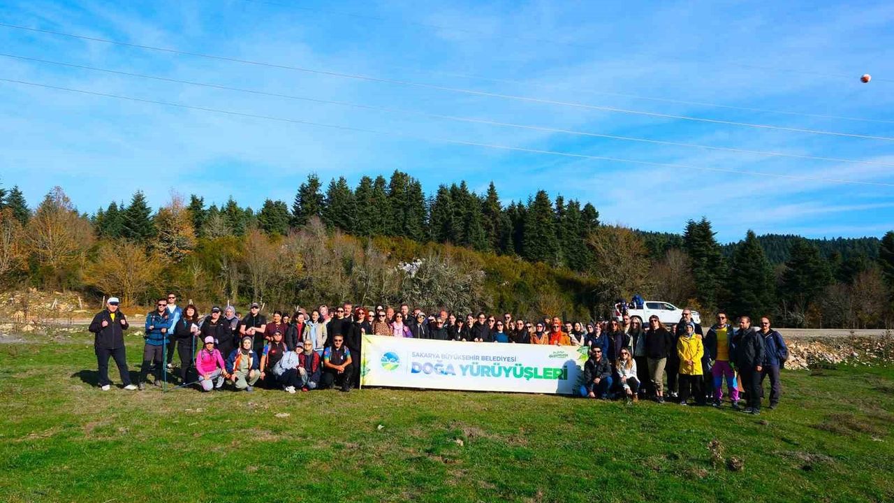 Doğaseverler Karagöl ve Sultanpınarı Yaylalarını Keşfetti