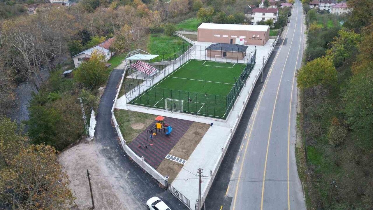 Dokurcun Spor Kompleksi yarın kapılarını açıyor