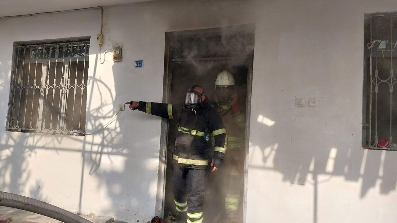 Dörtyol'da müstakil ev yangını itfaiye tarafından söndürüldü