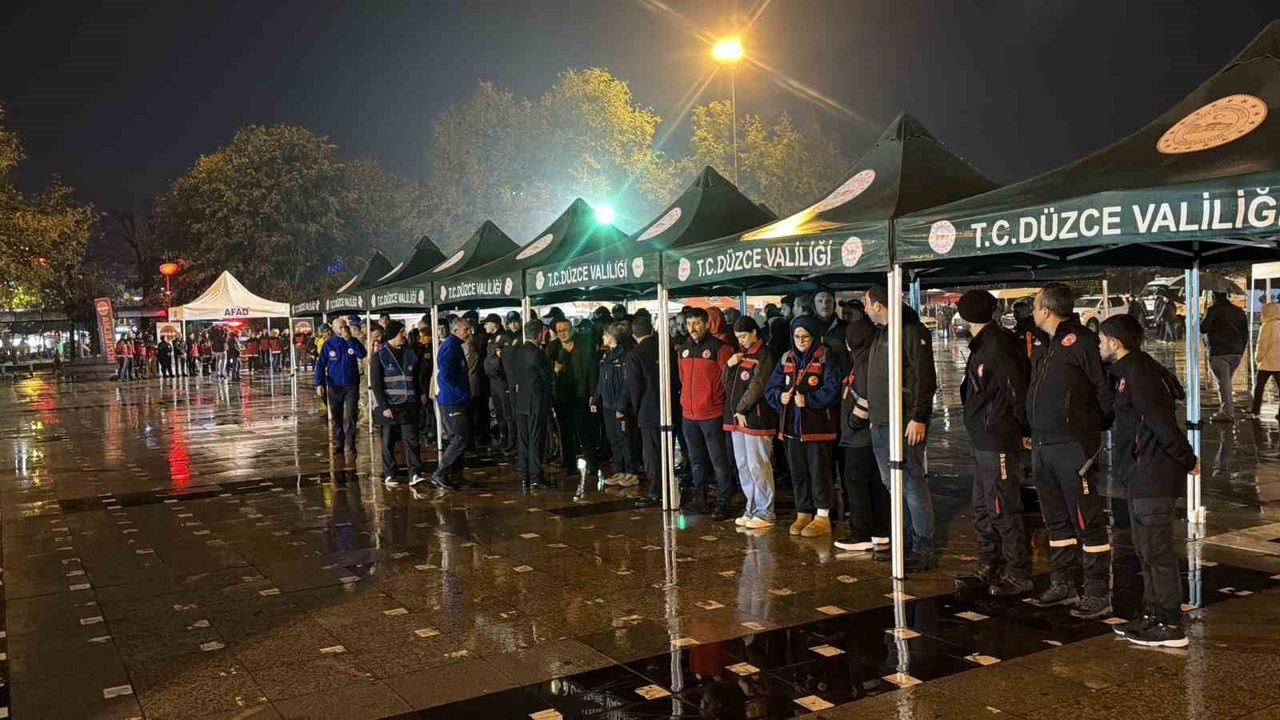 Düzce'de 12 Kasım 1999 Depremi 26. Yılında Anıldı