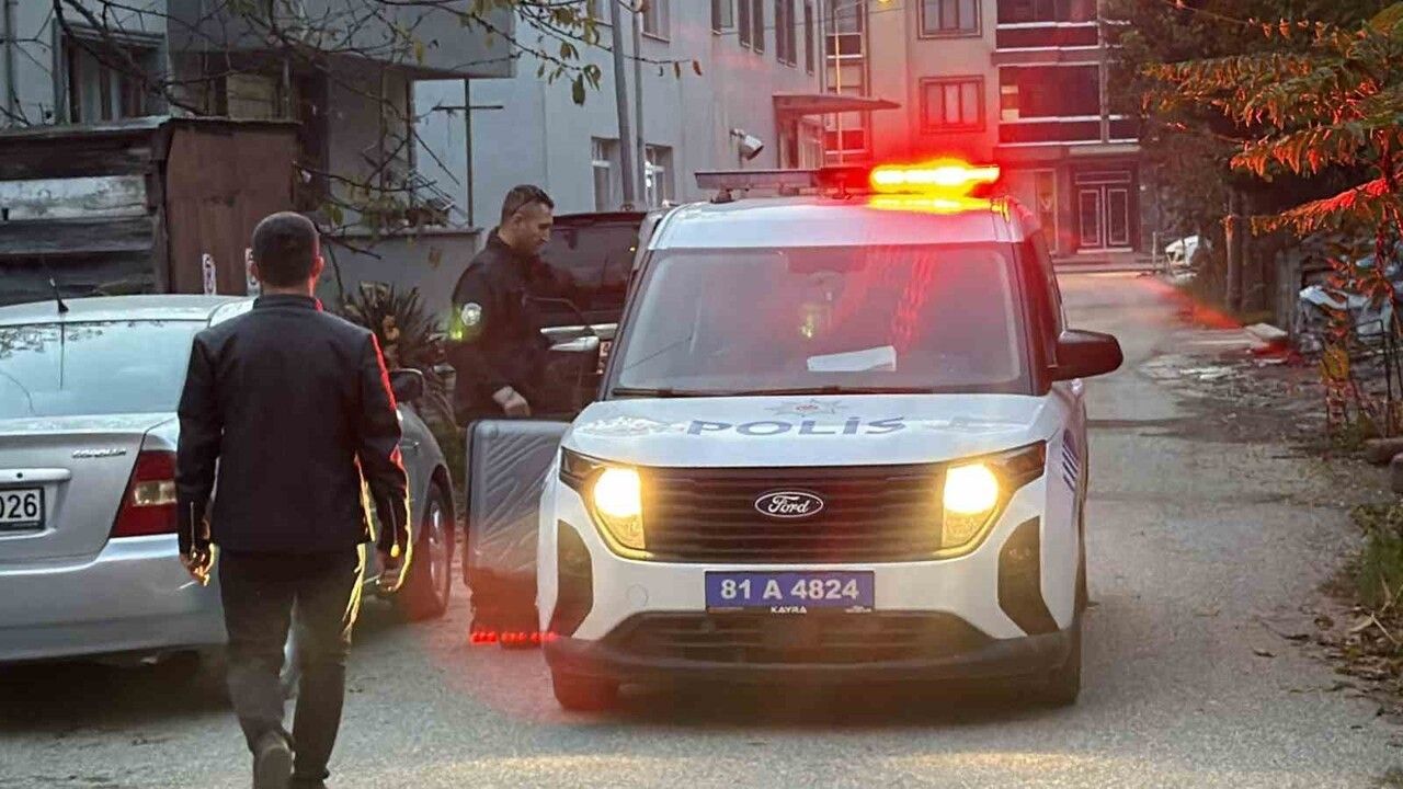 Düzce'de Unutulan Valiz Paniğe Neden Oldu