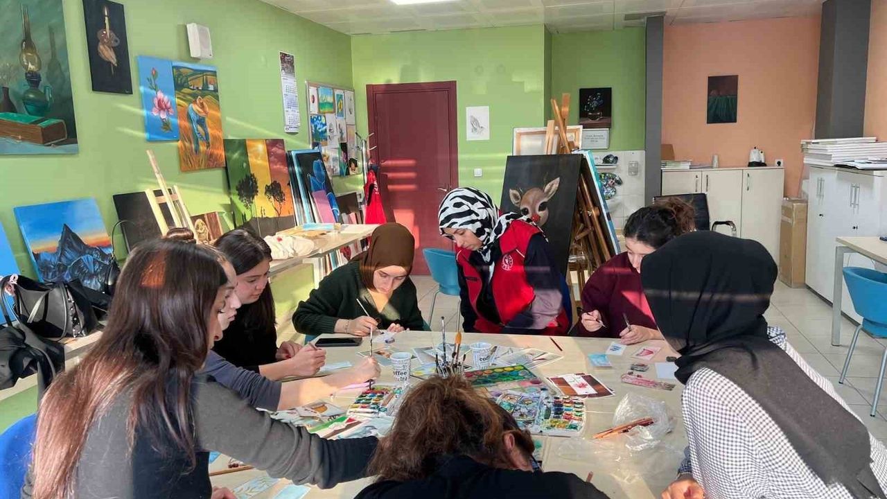 Düzce Üniversitesi'nde Sulu Boya Ayraç Atölyesi