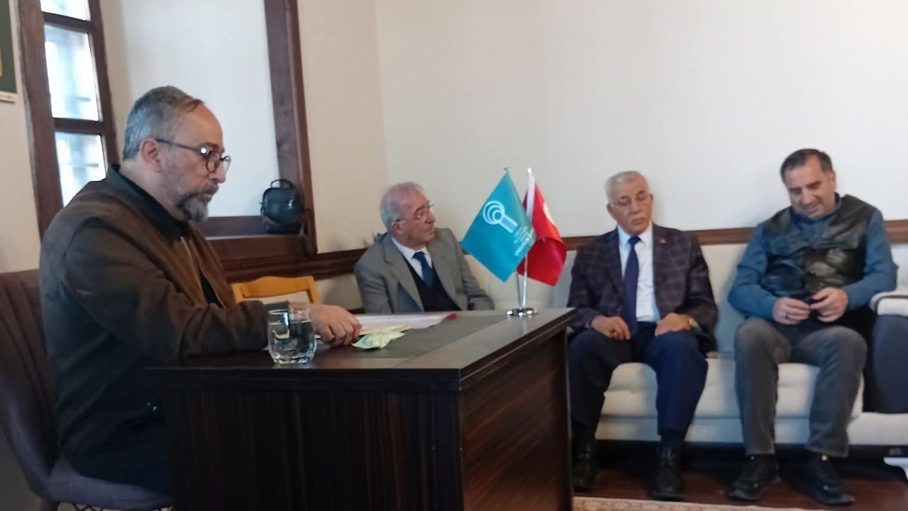 EBB Dil ve Edebiyat Konağı'nda Şiir Mahfili Başladı