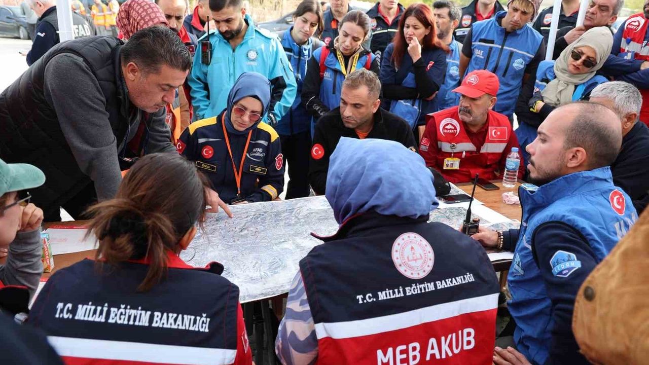 Elazığ'da 11 yaşındaki otizmli Veysel Bilen için arama çalışmaları 4. günde
