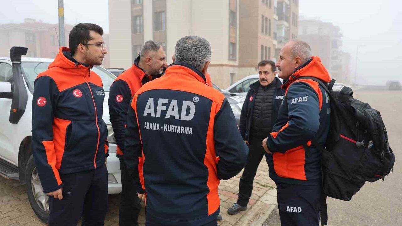 Elazığ'da kaybolan 75 yaşındaki Şevki Kurnaz için 80 kişilik arama ekibi