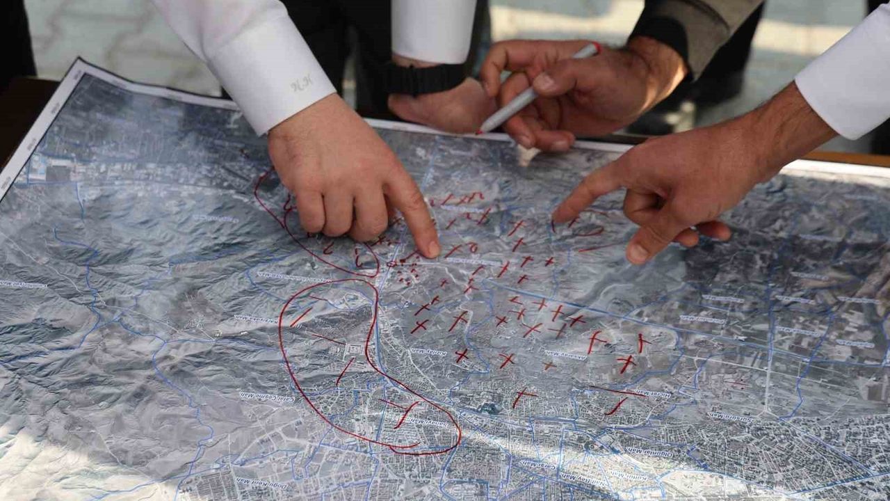 Elazığ’da kaybolan otizmli çocuk için 35 kilometrelik alanda arama sürüyor