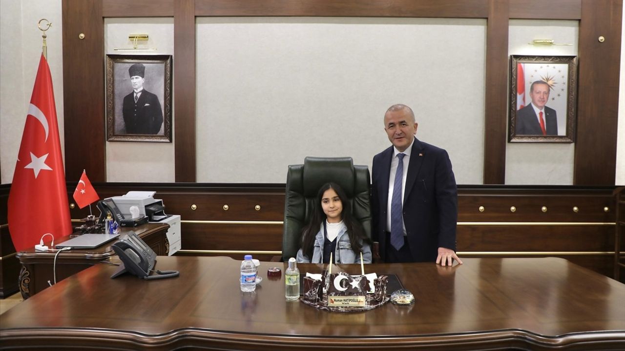 Elazığ'da Vali Hatipoğlu, Gelecek Vali Adayı Eylülü Ağırladı