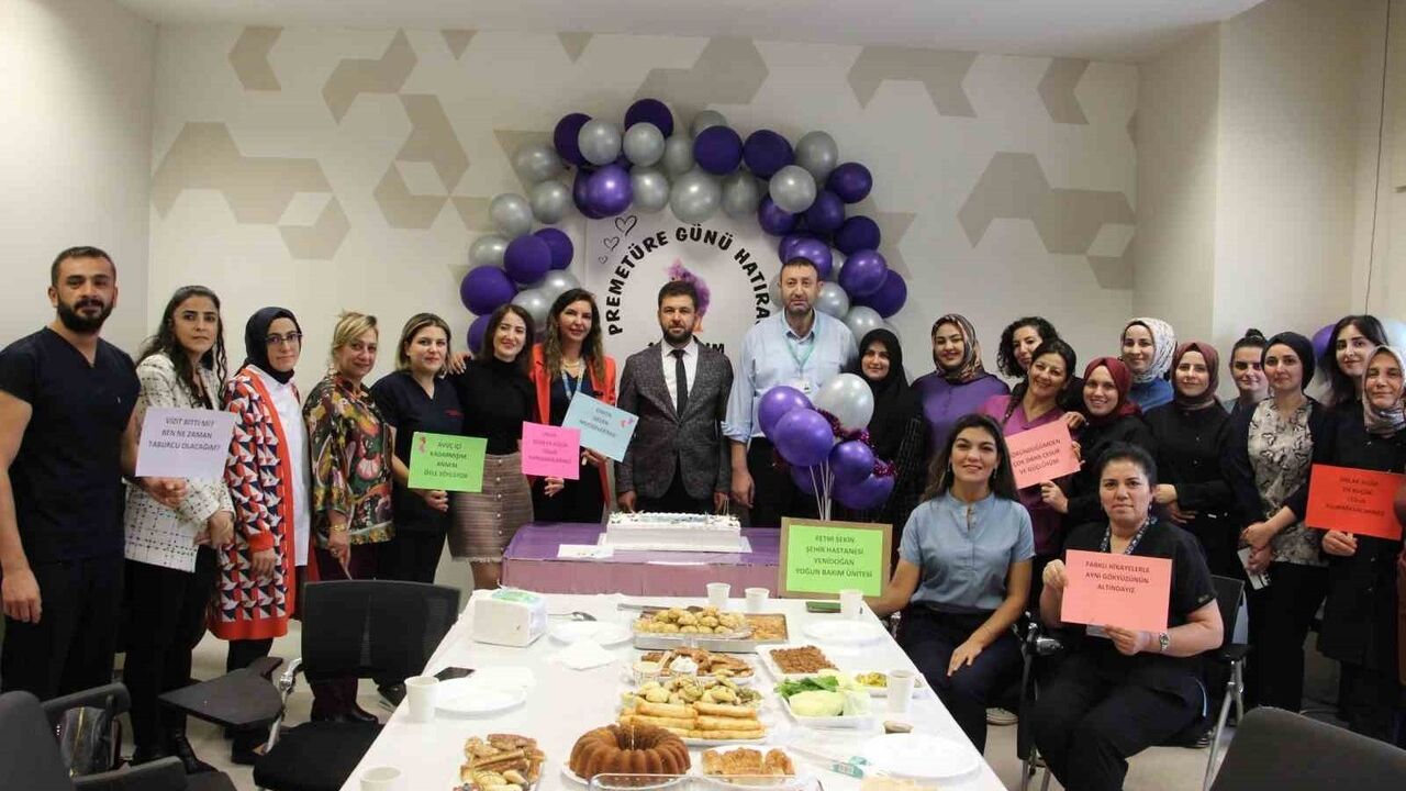 Elazığ Fethi Sekin Şehir Hastanesi'nde Dünya Prematüre Günü Etkinliği