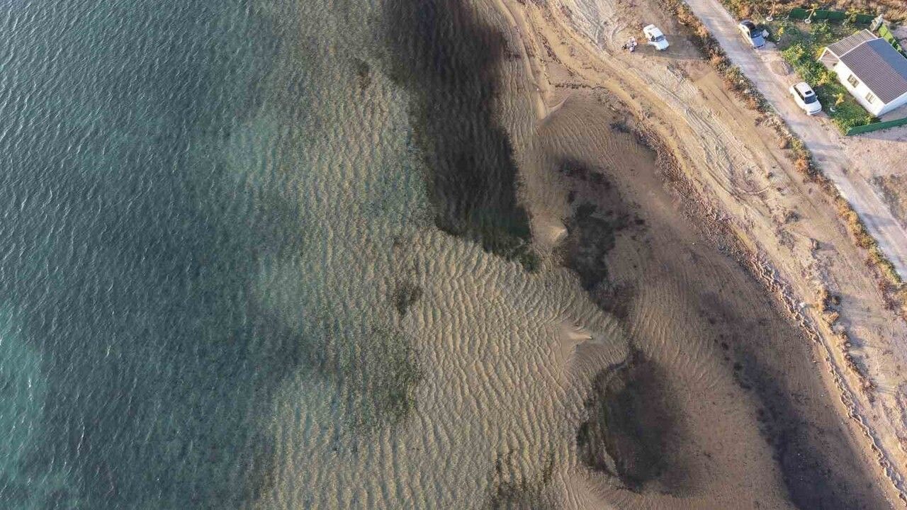 Erdek Düzler’de deniz çekildi: Hytos Antik Limanı gün yüzüne çıktı