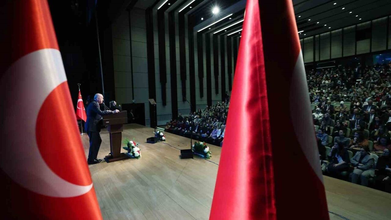 Erdoğan: Evlenecek gençlere yılbaşından itibaren artan destekler sağlanacak