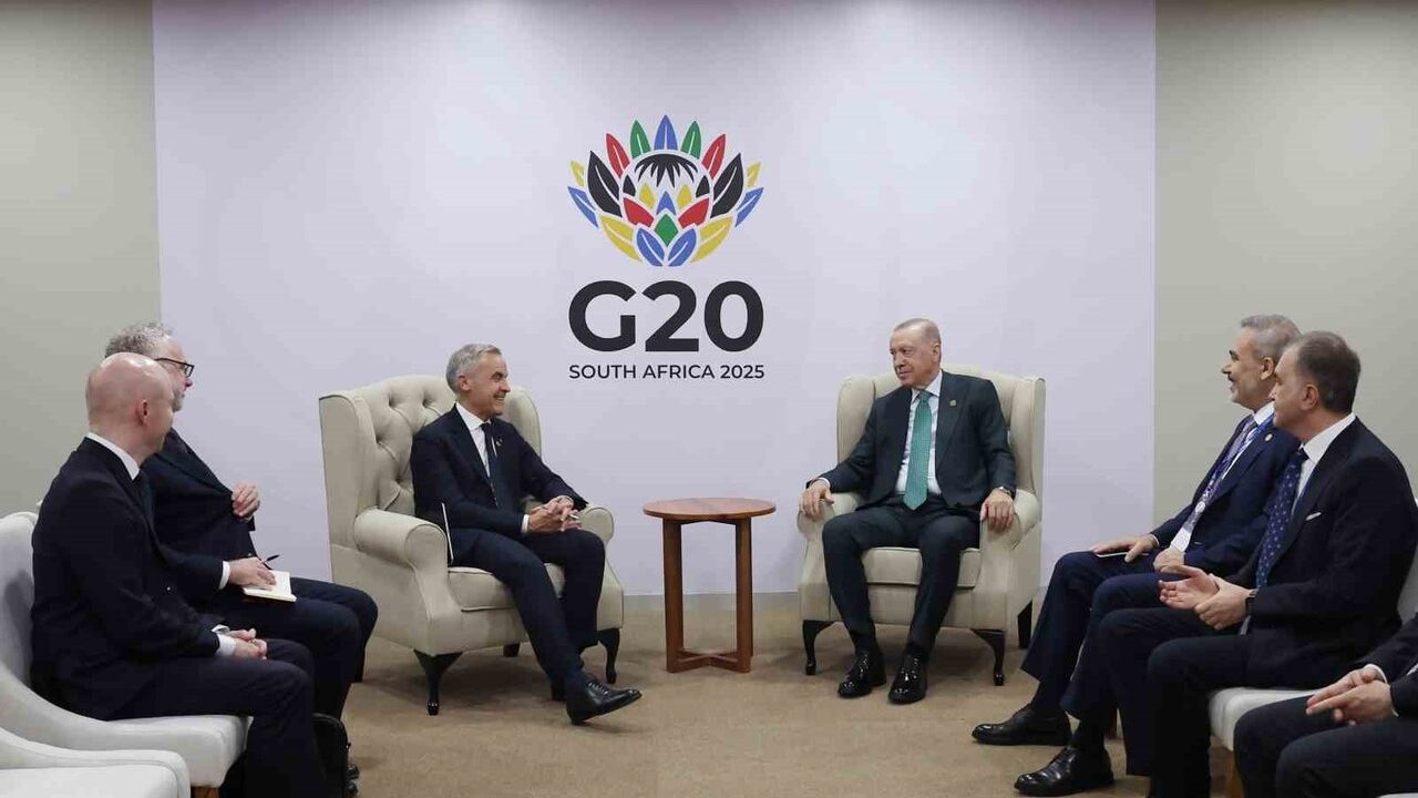 Erdoğan, G20 Zirvesi'nde Mark Carney ile Johannesburg'da Görüştü