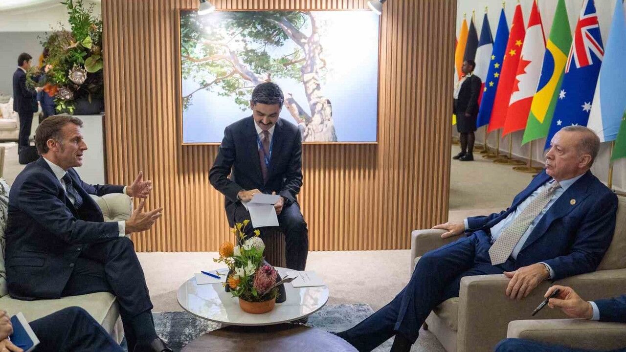 Erdoğan ve Macron, Güney Afrika'daki G20 Zirvesinde Görüşme