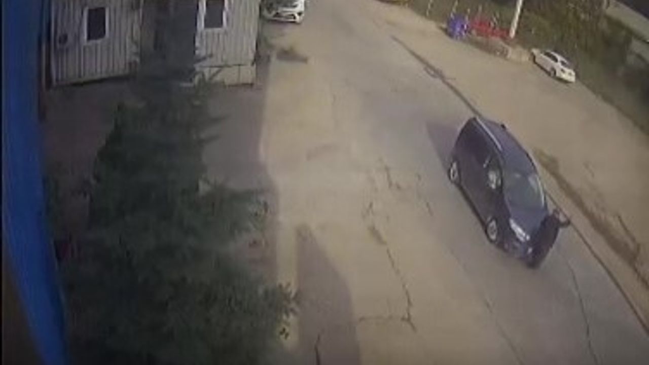 Ereğli'de yolun karşısına geçmeye çalışan yaşlı adama araç çarptı