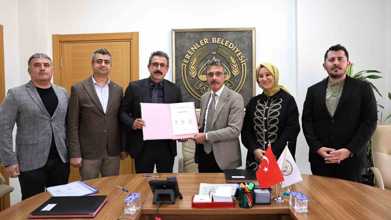 Erenler Belediyesi'nden Eğitime Destek: Kantin Kart Projesi Devam Ediyor