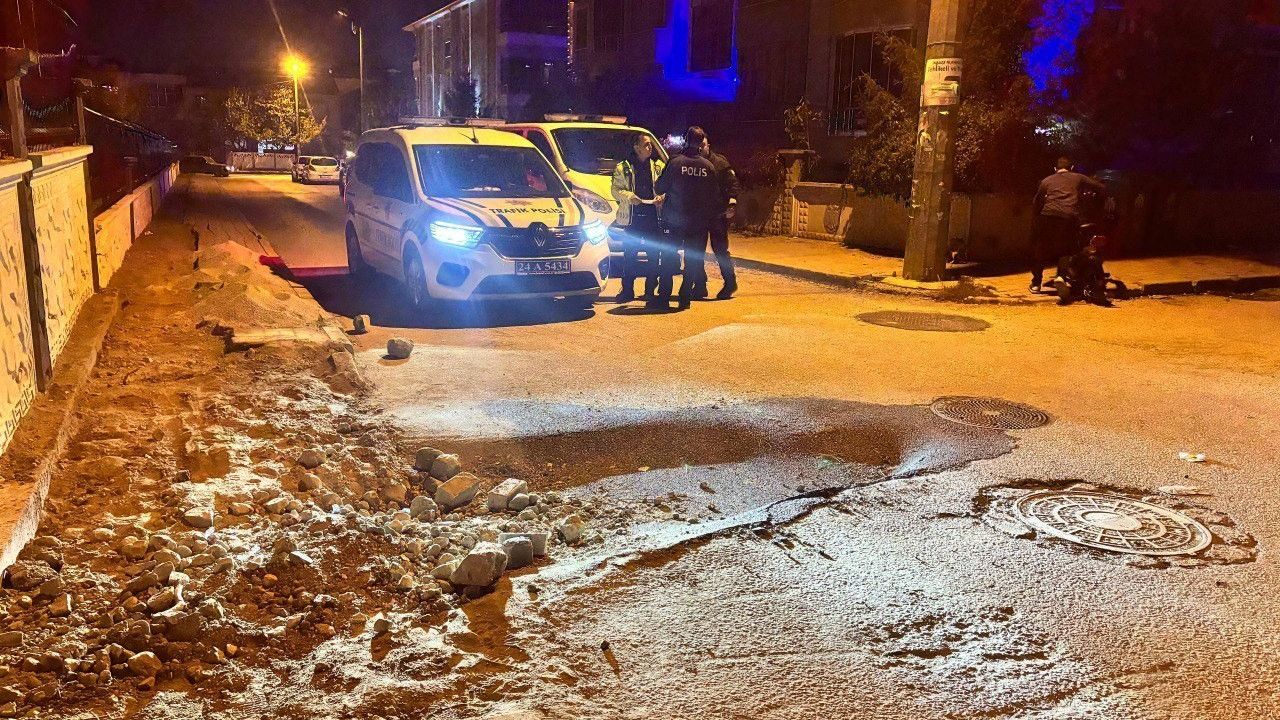 Erzincan'da Yeni Asfalt Göçtü: Elektrikli Bisiklet Sürücüsü Yaralandı