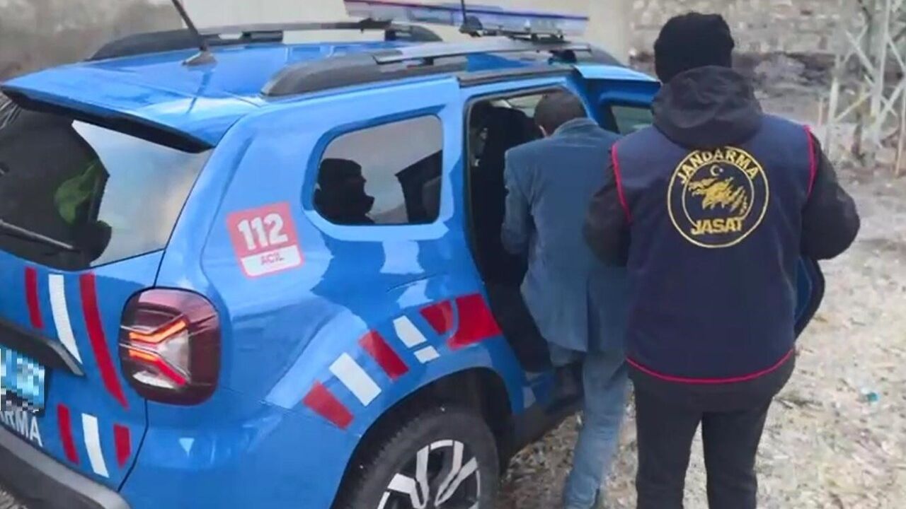 Erzurum'da Jandarma 19 Yıllık Faili Meçhul Dosyayı Aydınlattı