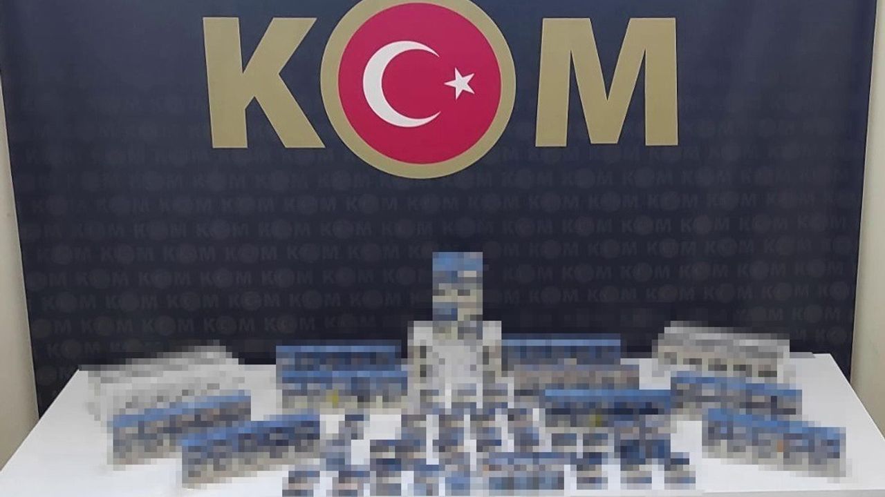 Erzurum'da kaçak sigara operasyonunda 1.273 paket ele geçirildi