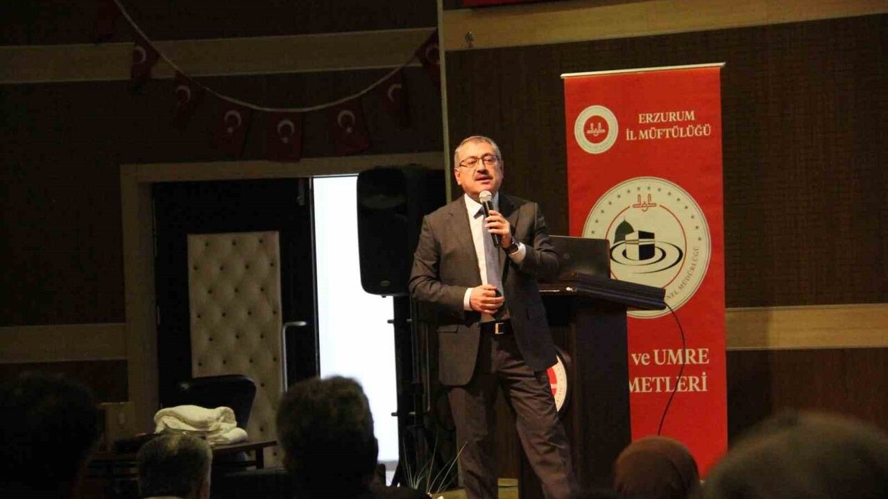 Erzurum'da Umre Hazırlık Kursu Seminerleriyle Kutsal Yolculuğa Hazırlık