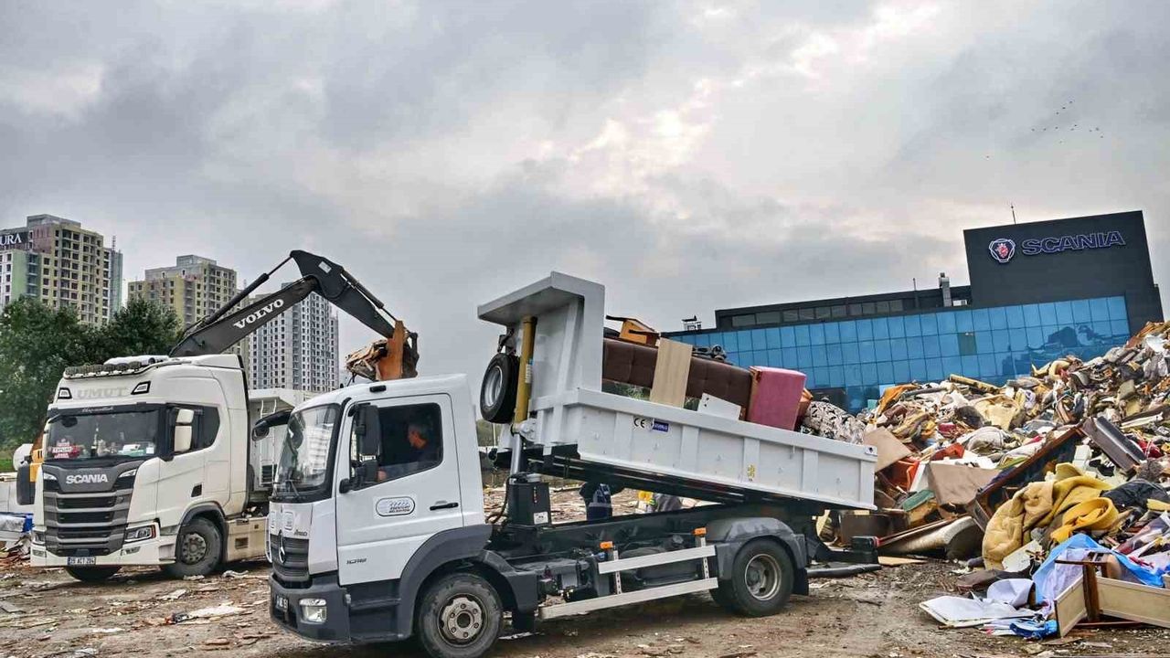 Esenyurt’ta kullanılmış ev eşyaları geri dönüşümle doğaya zarar vermeden imha ediliyor