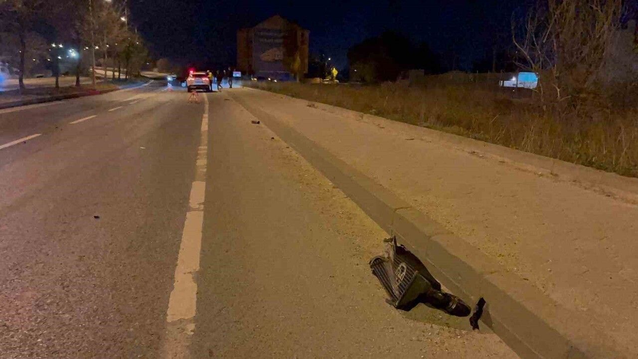 Eskişehir'de takla atan araç metrelerce sürüklendi, içindekiler yara almadan kurtuldu