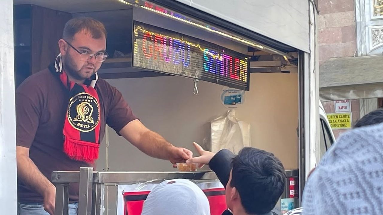 Eskişehirspor Taraftar Grubu ALTES'ten Şehitler İçin Lokma Hayrı